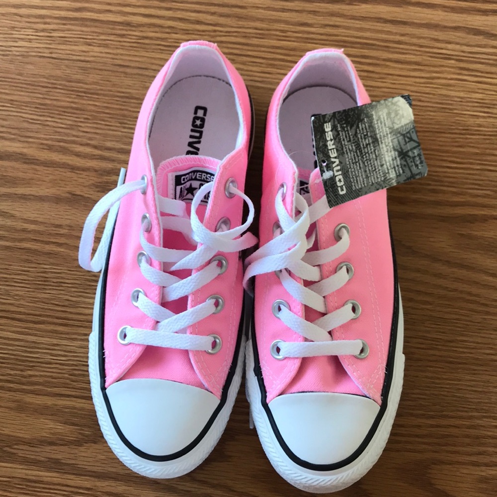 Pink Converse All Stars